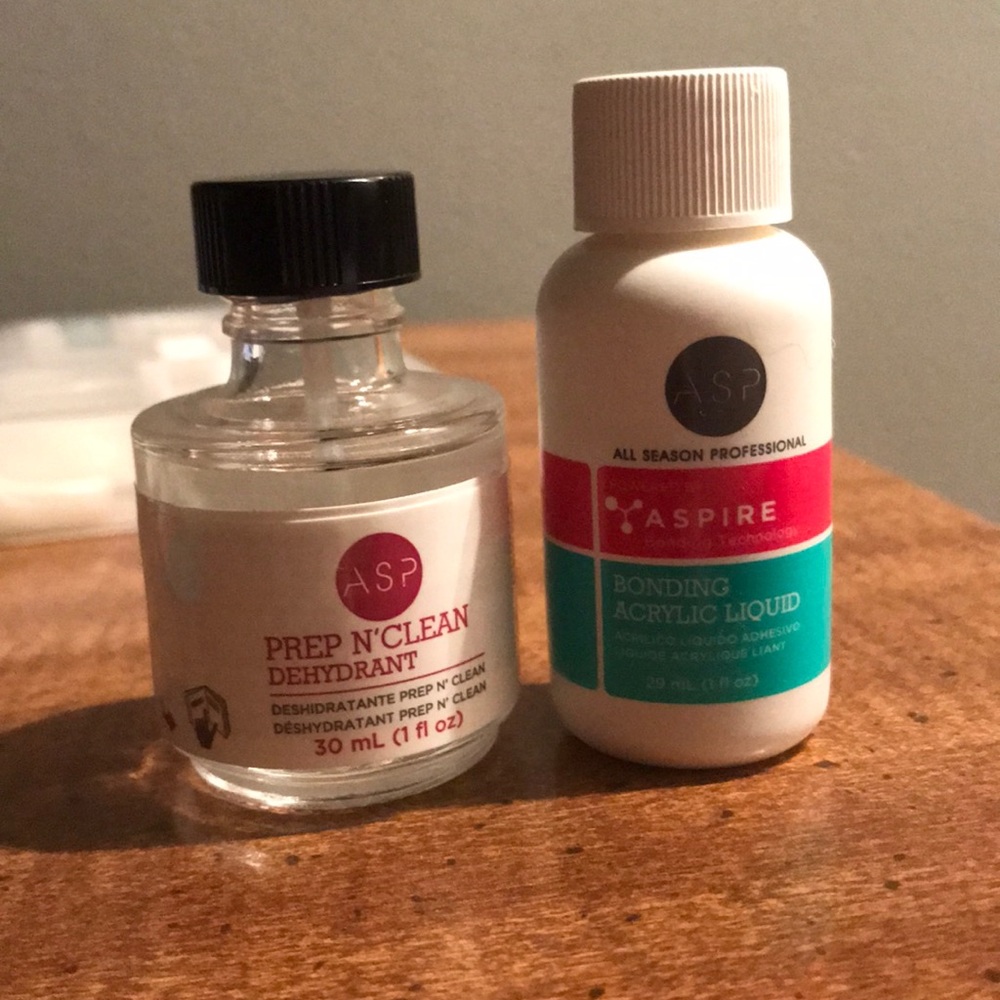 Acrylic nail kit - Picture 4 of 7